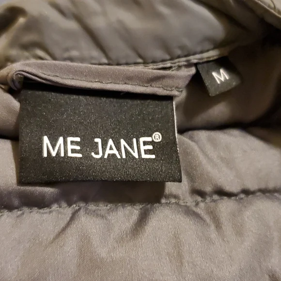 Me Jane - Picture 4 of 5